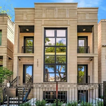 Buy this 6 bed house on 1809 N Wolcott Ave in Chicago, Illinois