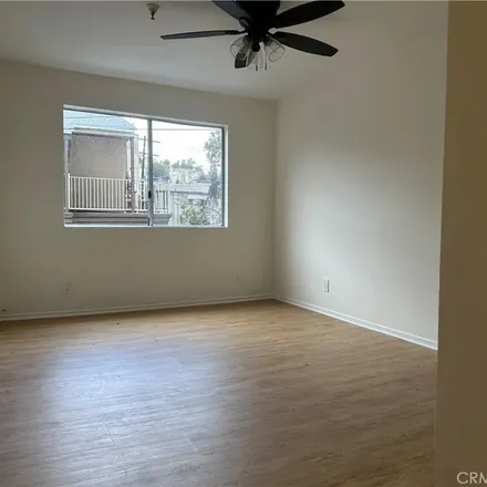 Image 2 - 1776 North Kingsley Drive, Los Angeles, CA 90027, USA - Apartment for rent