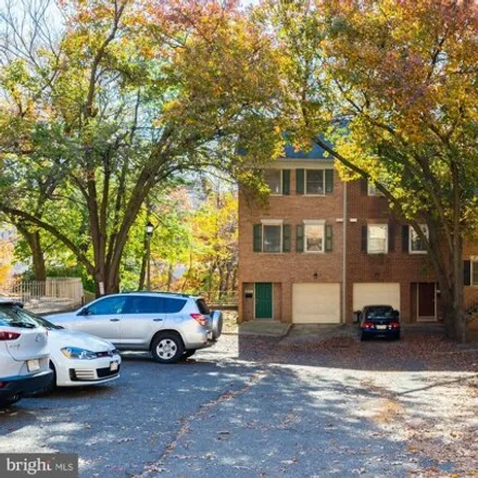 Rent this 4 bed townhouse on 1200 North Wayne Street in Arlington, VA 22201