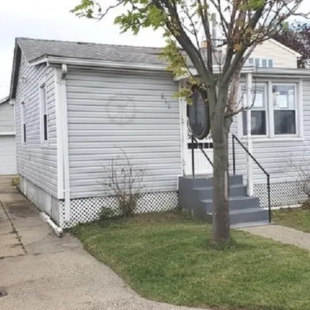 Buy this 1 bed house on 830 Ocean Street in Village of Lindenhurst, NY 11757