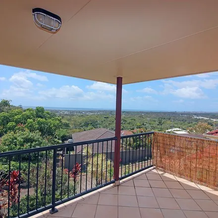 Rent this 3 bed townhouse on Bione Avenuue in Banora Point NSW 2486, Australia