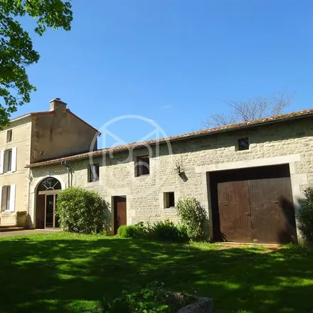 Buy this 4 bed house on 79000 Niort