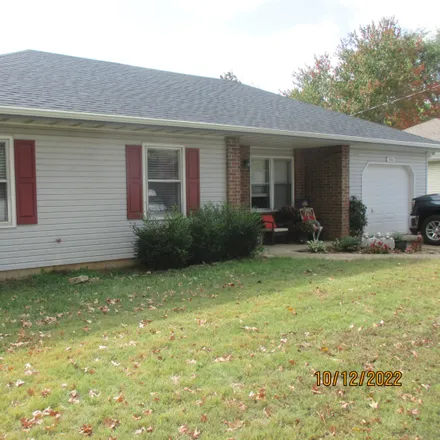 Buy this 3 bed house on 360 East Parkview Street in Bolivar, MO 65613
