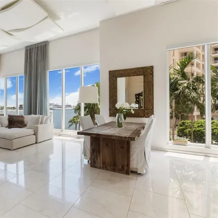 Buy this 5 bed condo on Asia in 900 Brickell Key Boulevard, Miami