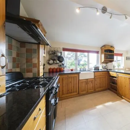 Image 2 - Maddocks Hill, Norley, Cheshire, N/a - Duplex for sale
