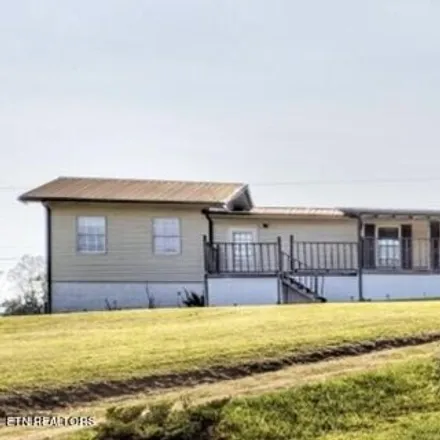 Buy this studio apartment on 183 Carey Road in Claiborne County, TN 37870