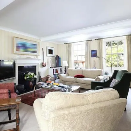 Image 2 - Old Solent House, Quay Hill, Lymington, SO41 3AS, United Kingdom - Townhouse for sale