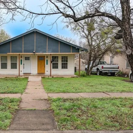 Rent this 2 bed house on 937 Peach Street in Abilene, TX 79602
