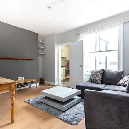 Rent this 3 bed townhouse on 33 Parfett Street in St. George in the East, London