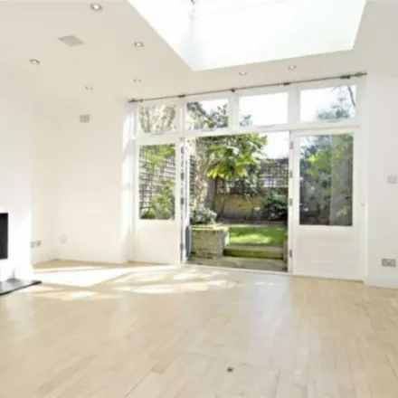 Rent this 5 bed apartment on 22 Steele's Road in Primrose Hill, London