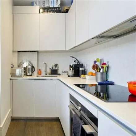 Rent this 1 bed room on 85 Talbot Road in London, W2 5JL
