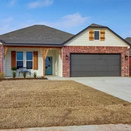 Buy this 4 bed house on unnamed road in Coweta, OK 74429