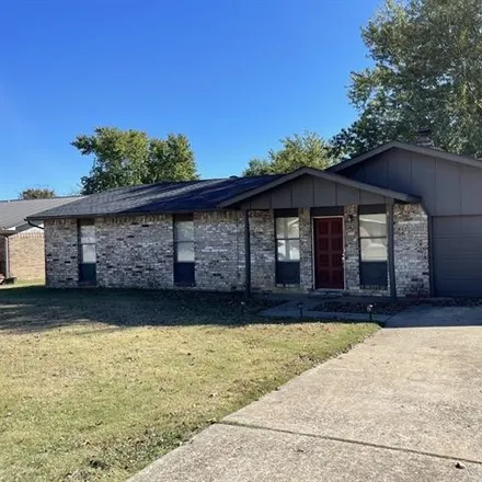 Buy this 3 bed house on 117 Teakwood Drive in Poteau, OK 74953