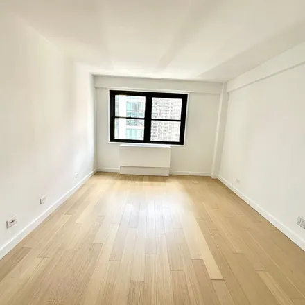 Image 1 - 711 2nd Avenue, New York, NY 10016, USA - Apartment for rent