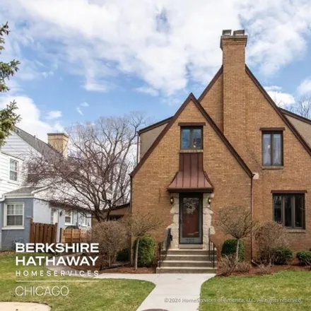 Buy this 4 bed house on 871 Gillick Street in Park Ridge, IL 60068