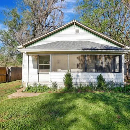Buy this 2 bed house on 1831 S Laura Ave in Wichita, Kansas