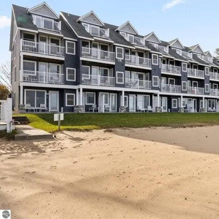 Buy this 1 bed condo on North Shore Inn Resort Hotel in 2305 US-31 North, Traverse City