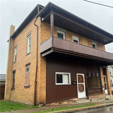 Image 1 - 27th Street, Vandergrift Heights, Vandergrift, PA 15690, USA - House for sale