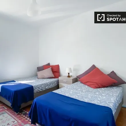 Rent this 4 bed room on Praça Cidade de Dili in Lisbon, Portugal