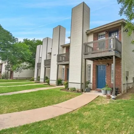 Buy this 2 bed condo on 1830 River Crossing Circle in Austin, TX 78741