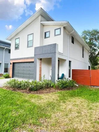 Buy this 4 bed house on 2749 Keystone Drive in Orange County, FL 32806