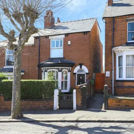Buy this 3 bed duplex on Avenue Surgery in Ashgate Road, Chesterfield