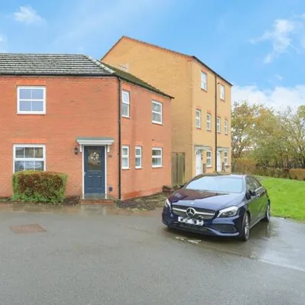 Buy this 3 bed duplex on Jardine Close in Stourbridge, DY8 4AT