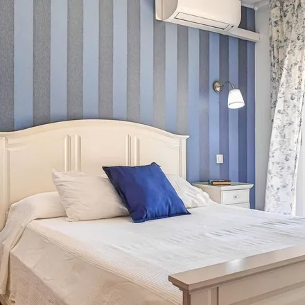 Rent this 4 bed apartment on Tossa de Mar in Carretera de Lloret, 17320 Tossa de Mar