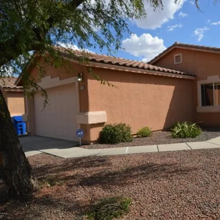 Rent this 3 bed house on 2151 West Burlwood Way in Tucson, AZ 85745