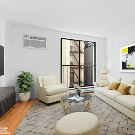 Image 2 - 134 East 22nd Street, New York, NY 10010, USA - Condo for rent