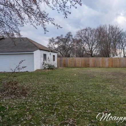 Image 7 - 6483 College Avenue Southeast, Gaines Charter Township, MI 49548, USA - House for sale