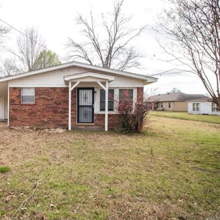 Buy this 2 bed house on 328 Court Street in Lake City, Craighead County