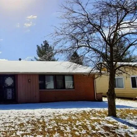 Buy this 3 bed house on 4924 Nassau Drive in Fort Wayne, IN 46815