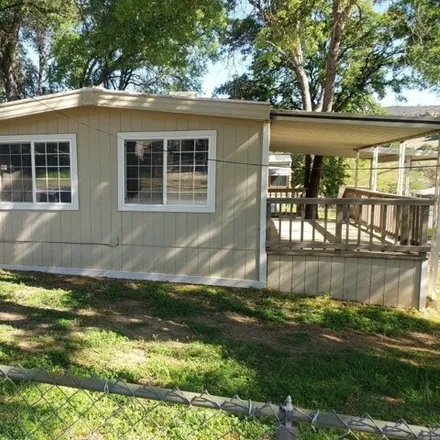 Buy this studio apartment on Irving Avenue in Clearlake, CA 95422