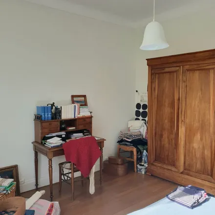 Rent this 5 bed apartment on 8 rue de l'Ecorchade in 63400 Chamalières, France