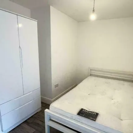 Rent this studio apartment on Heavenly Desserts in 85 Division Street, Devonshire