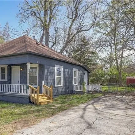 Buy this 2 bed house on 823 Jones Avenue in Grandview, MO 64030