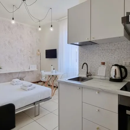Image 3 - F.lli Torchio, Via Paolo Solaroli, 20141 Milan MI, Italy - Apartment for rent