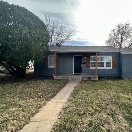 Rent this 3 bed house on 2569 29th Street in Lubbock, TX 79410