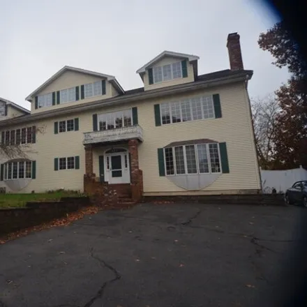 Rent this 1 bed apartment on 17 Davis Avenue in Wrentham, MA 02093