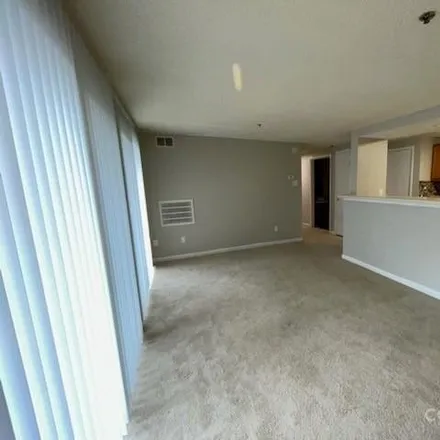 Buy this 3 bed condo on 1645 Arlyn Circle in Charlotte, NC 28213