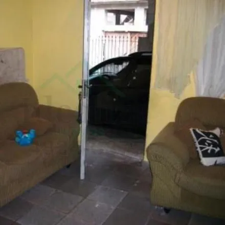 Buy this 5 bed house on Ribeirão Pires Futebol Clube in Avenida Prefeito Valdírio Prisco 330, Jardim Itacolomy