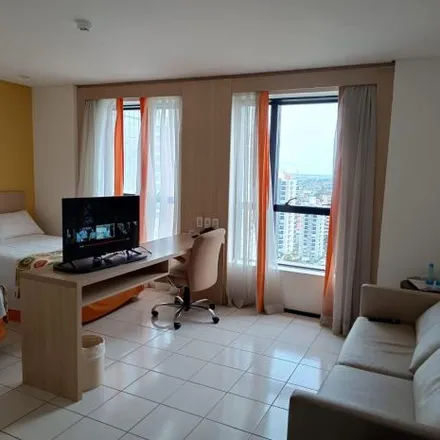 Buy this 1 bed apartment on Avenida Mário Ypiranga Monteiro in Adrianópolis, Manaus - AM