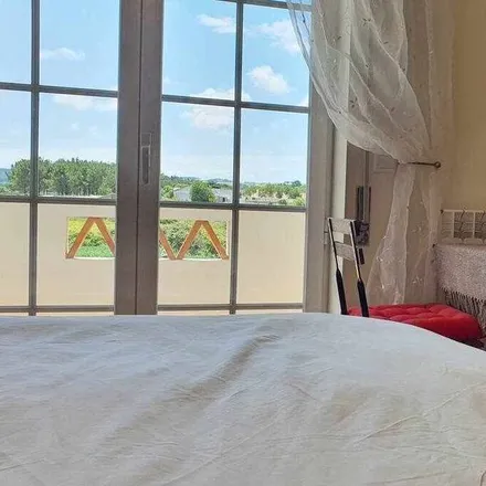 Rent this 3 bed house on Descida Serra da Amoreira in 2510-408 Óbidos, Portugal