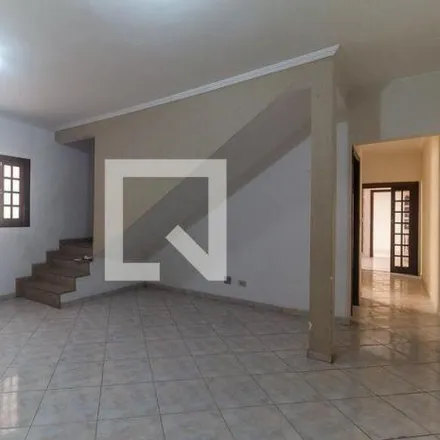 Rent this 4 bed house on Rua Itambé in Jardim Áurea, Poá - SP