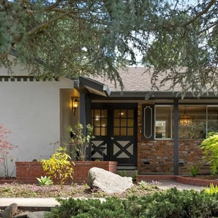 Image 3 - 2997 Trousdale Drive, Burlingame, CA 94010, USA - House for sale