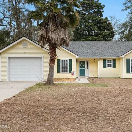 Buy this 3 bed house on 48 Ogden Court in Walnut Hill, Beaufort County
