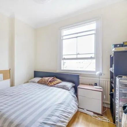 Image 5 - Homefield Road, London, SW19 4QF, United Kingdom - Apartment for rent