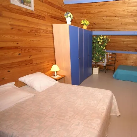 Rent this 4 bed house on Allée de l'Estran Denneville in 50580 Port-Bail-sur-Mer, France