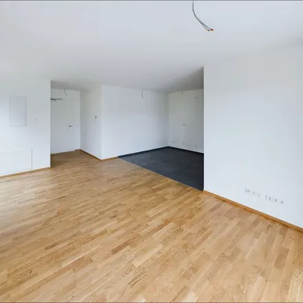 Rent this 2 bed apartment on Liederbacher Straße 97 in 65929 Frankfurt, Germany